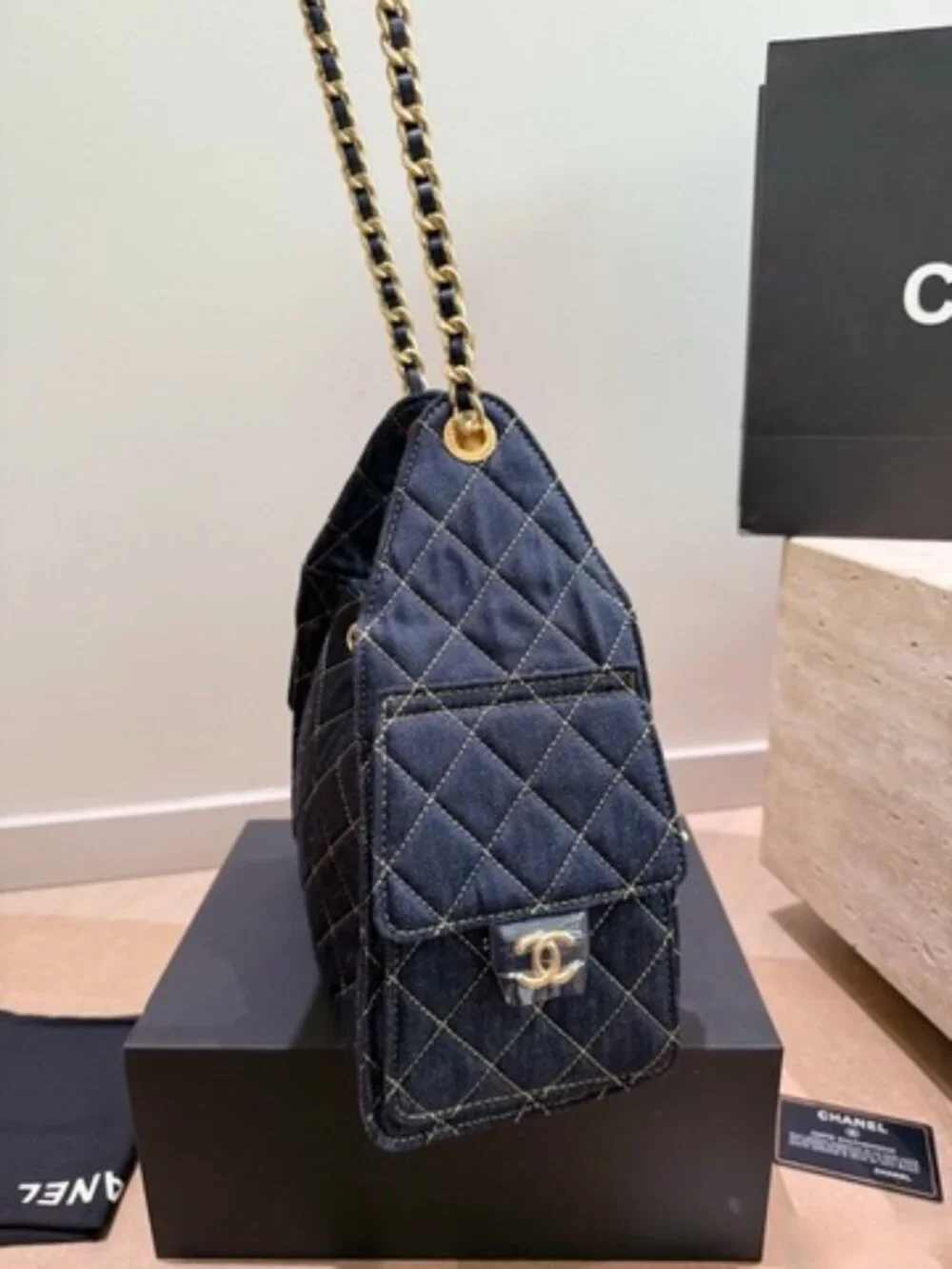 Luxury 25C Hobo Bucket Bag 26cm Quilted Denim Drawstring Shoulder Bag - Picture 8 of 9